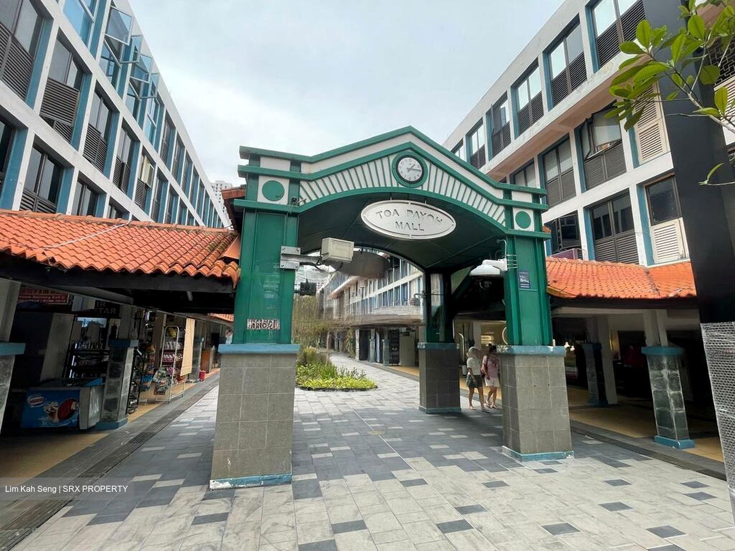 Toa Payoh Central (D12), Shop House #466552601